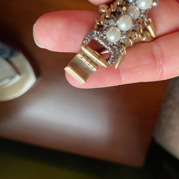 Stella & Dot Faux Pearl Bracelet. - Picture 3 of 7